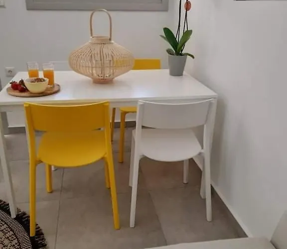 Naxos Ellis Apartamento *