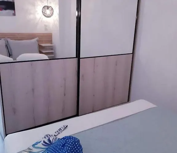 Apartamento Naxos Ellis *